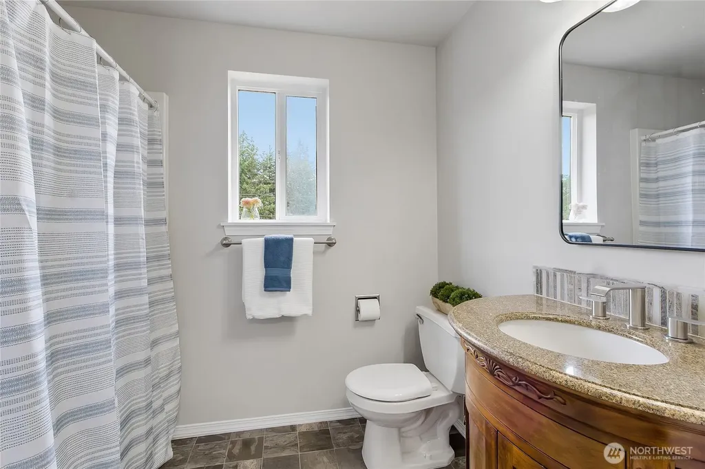 5405 Braywood Lane SE Olympia WA 98513