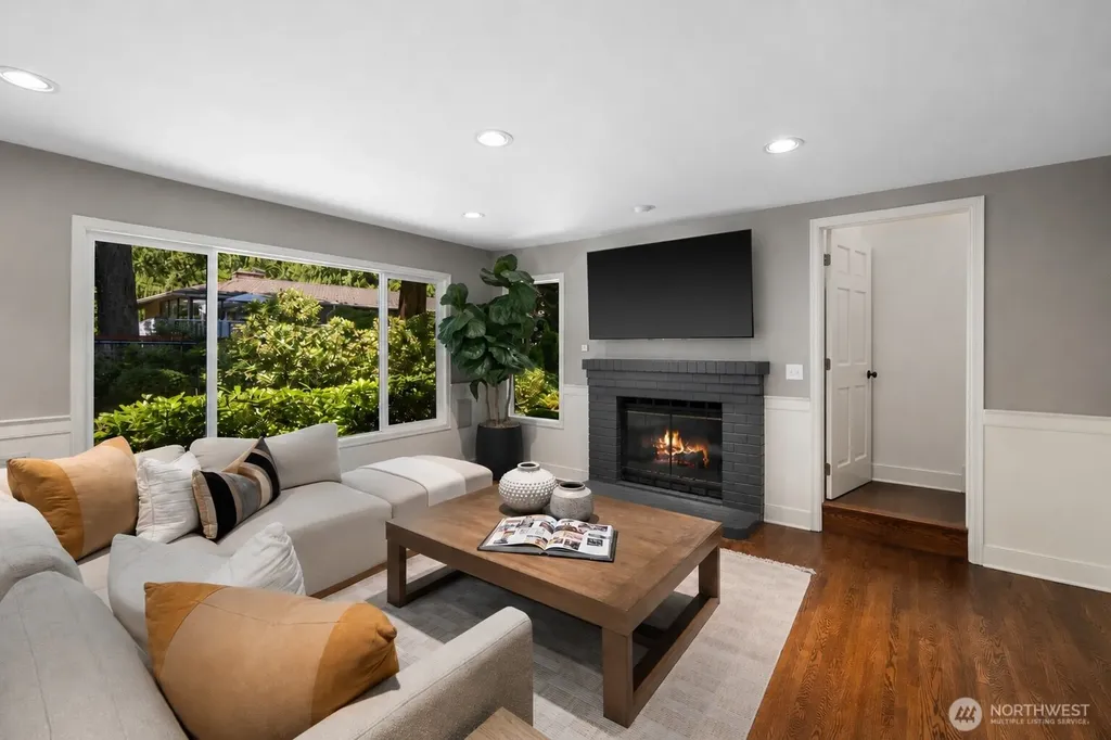 21603 NE 22nd Court Sammamish WA 98074
