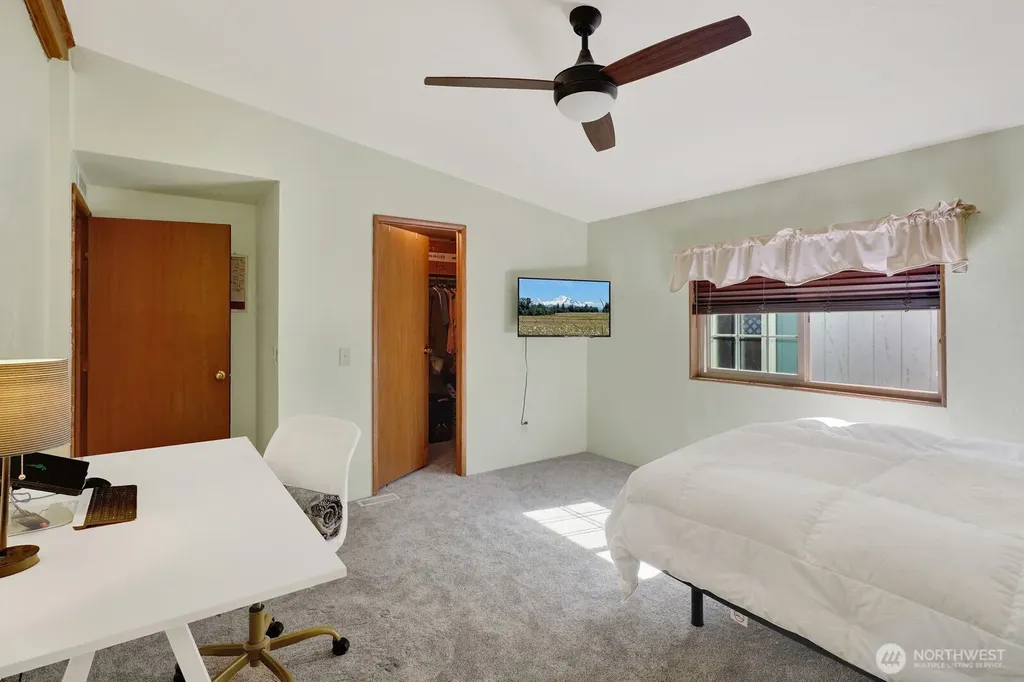 425 N Chuckanut Drive Bellingham WA 98229