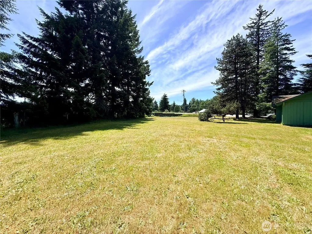 503 Centre Street N Rainier WA 98576