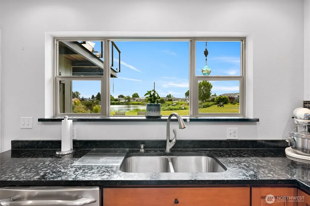 5493 Salish Road Blaine WA 98230