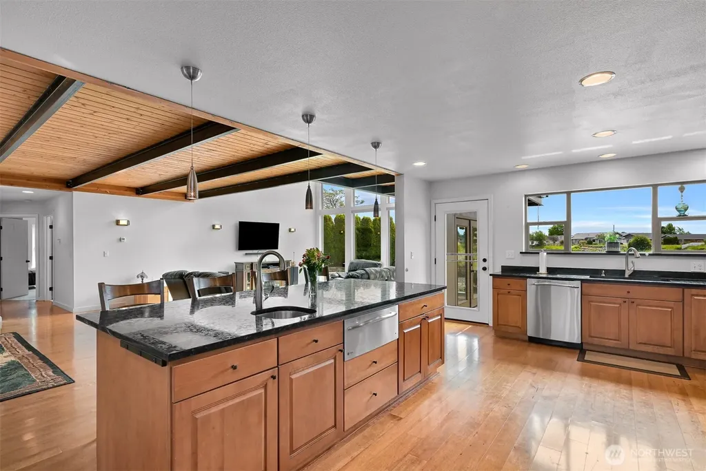 5493 Salish Road Blaine WA 98230