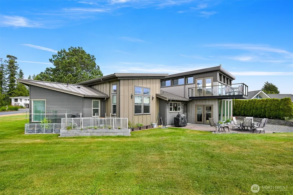 5493 Salish Road Blaine WA 98230
