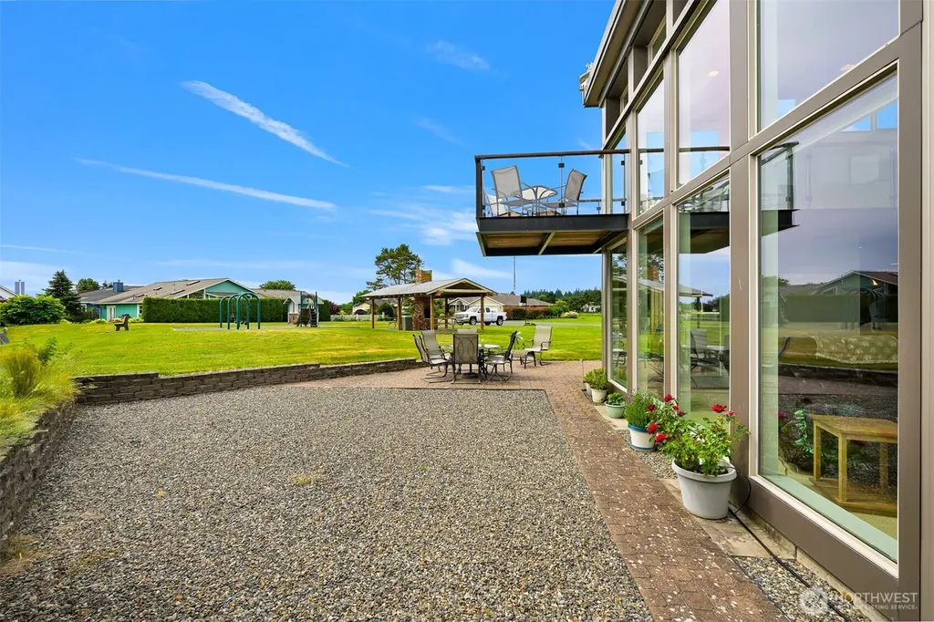 5493 Salish Road Blaine WA 98230