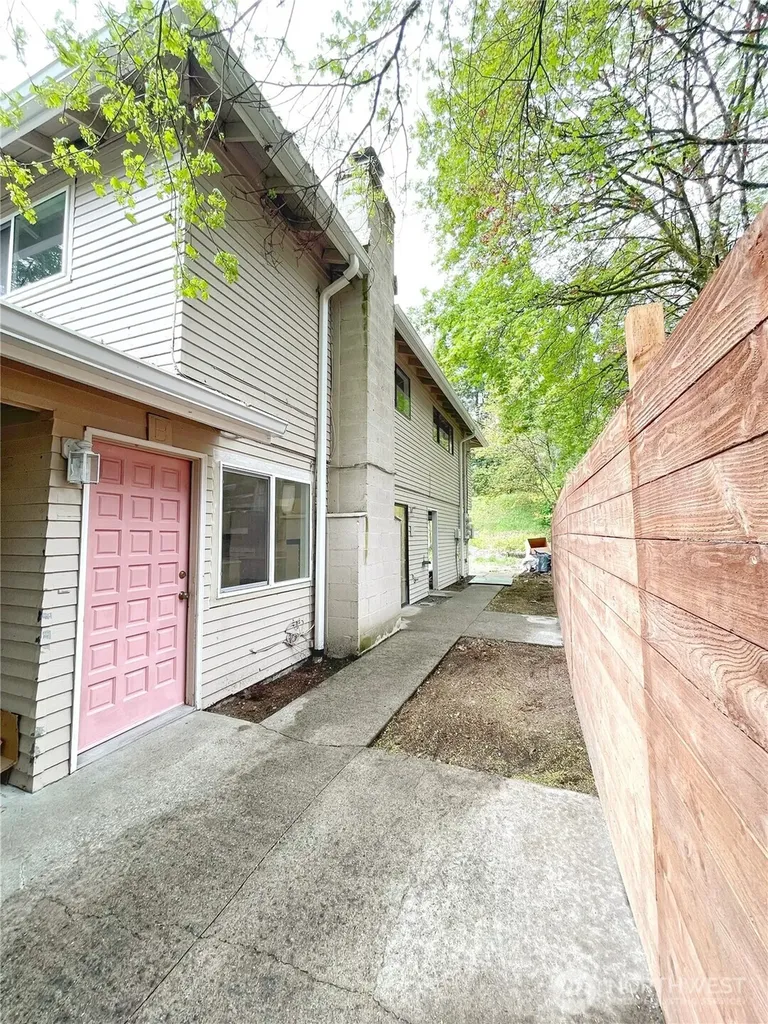 1714 SE Susan Tumwater WA 98501