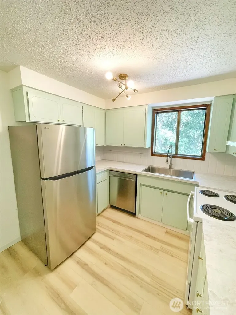 1714 SE Susan Tumwater WA 98501