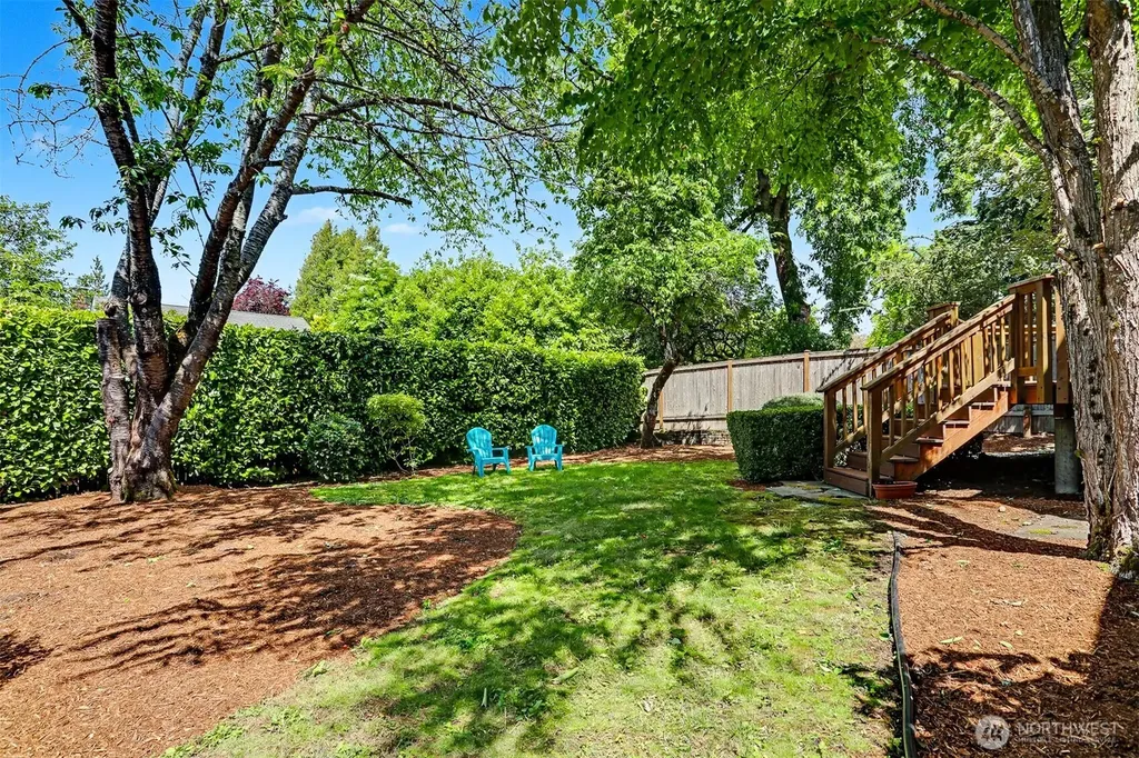 6519 40th Avenue NE Seattle WA 98115