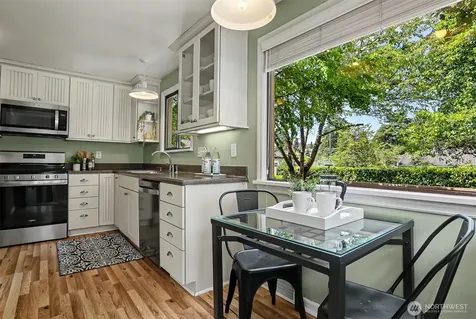 6519 40th Avenue NE Seattle WA 98115
