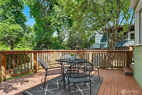 6519 40th Avenue NE Seattle WA 98115