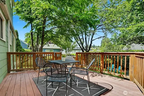 6519 40th Avenue NE Seattle WA 98115