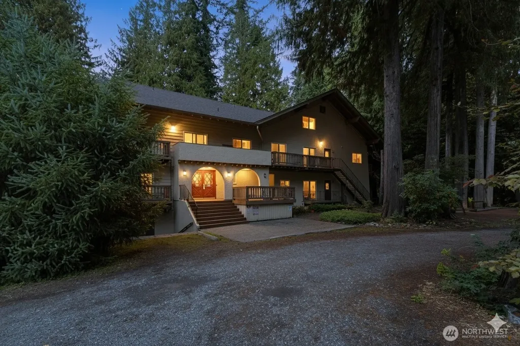 10433 Mt Baker Highway Deming WA 98244