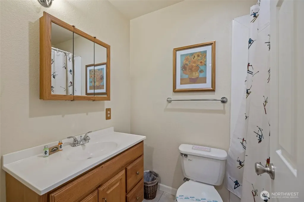 10433 Mt Baker Highway Deming WA 98244