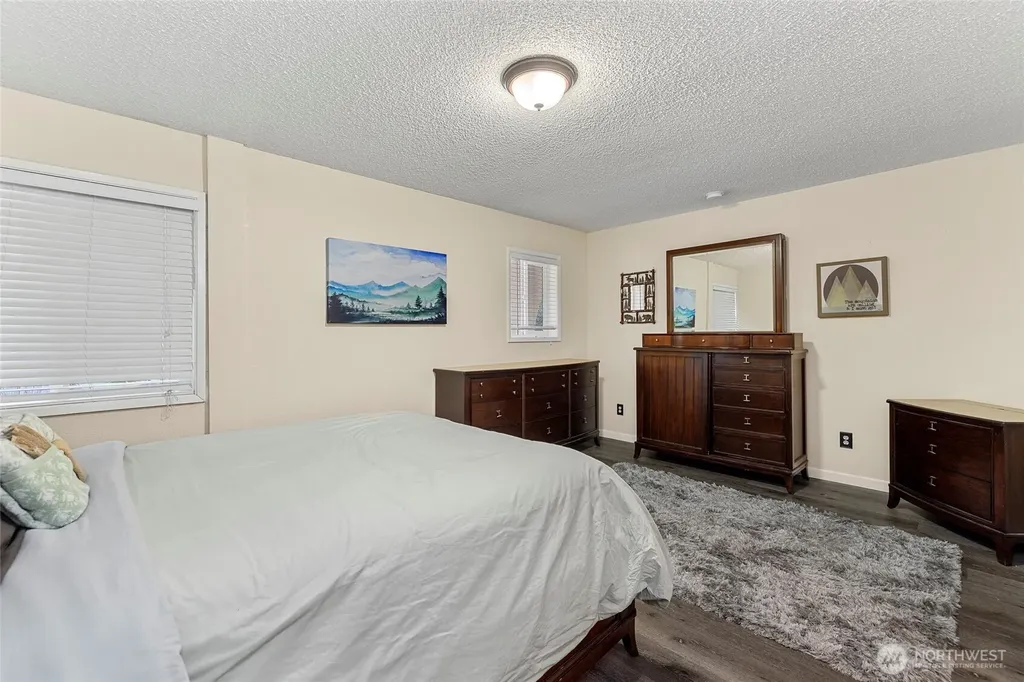 10433 Mt Baker Highway Deming WA 98244