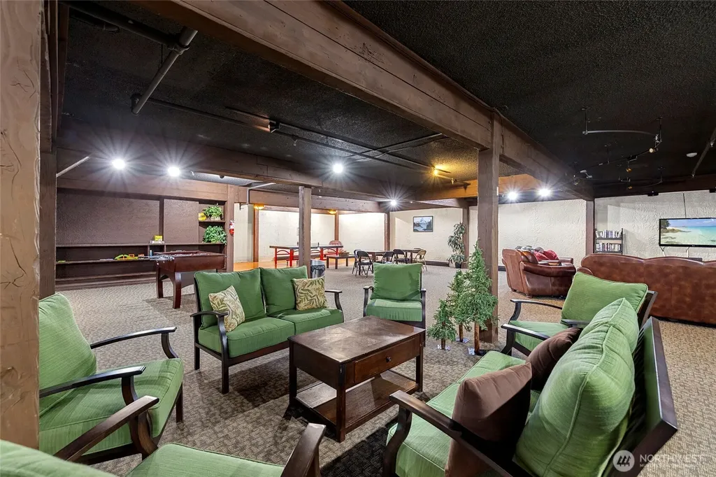 10433 Mt Baker Highway Deming WA 98244