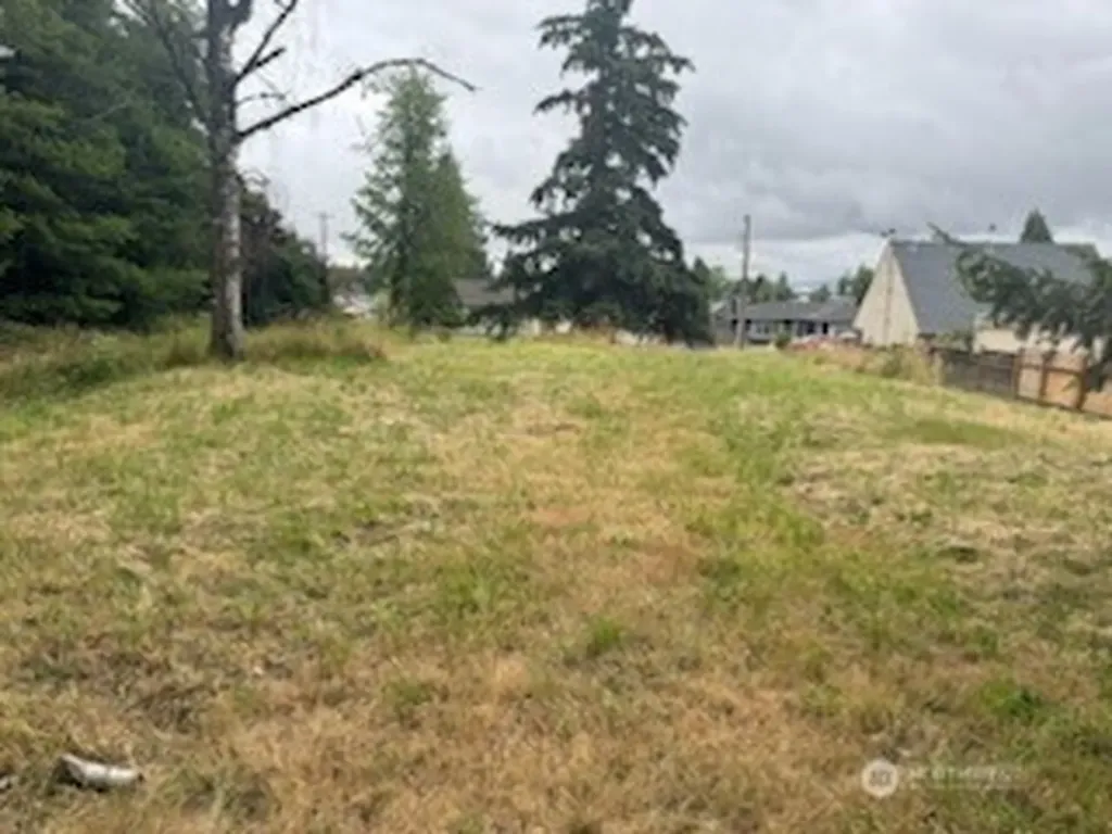 1210 N 7th Avenue Kelso WA 98626