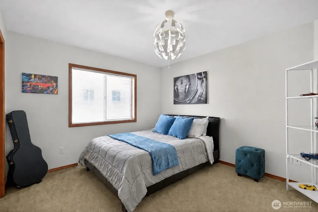 35099 41st Place S Auburn WA 98001