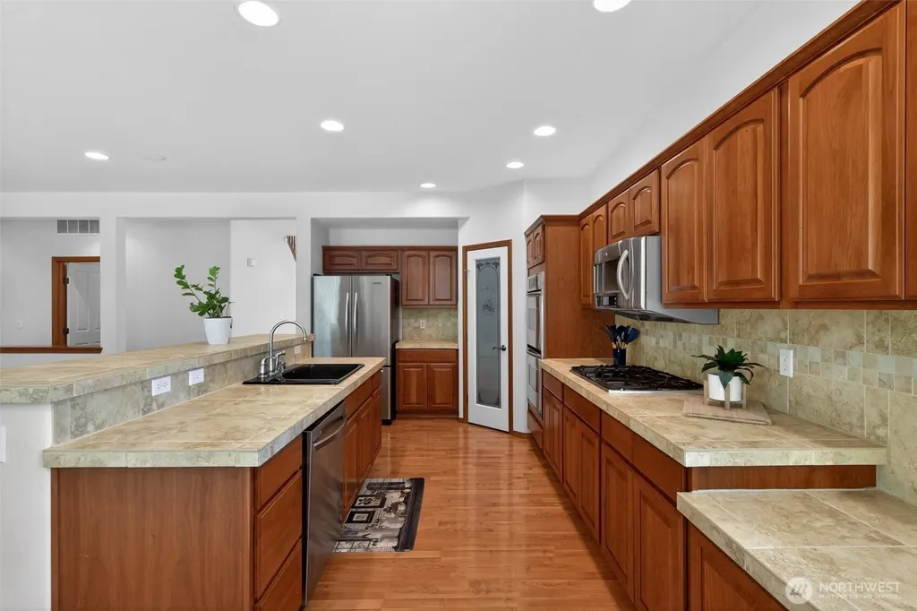 35099 41st Place S Auburn WA 98001