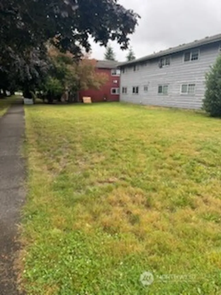 1269 8th Avenue Longview WA 98632