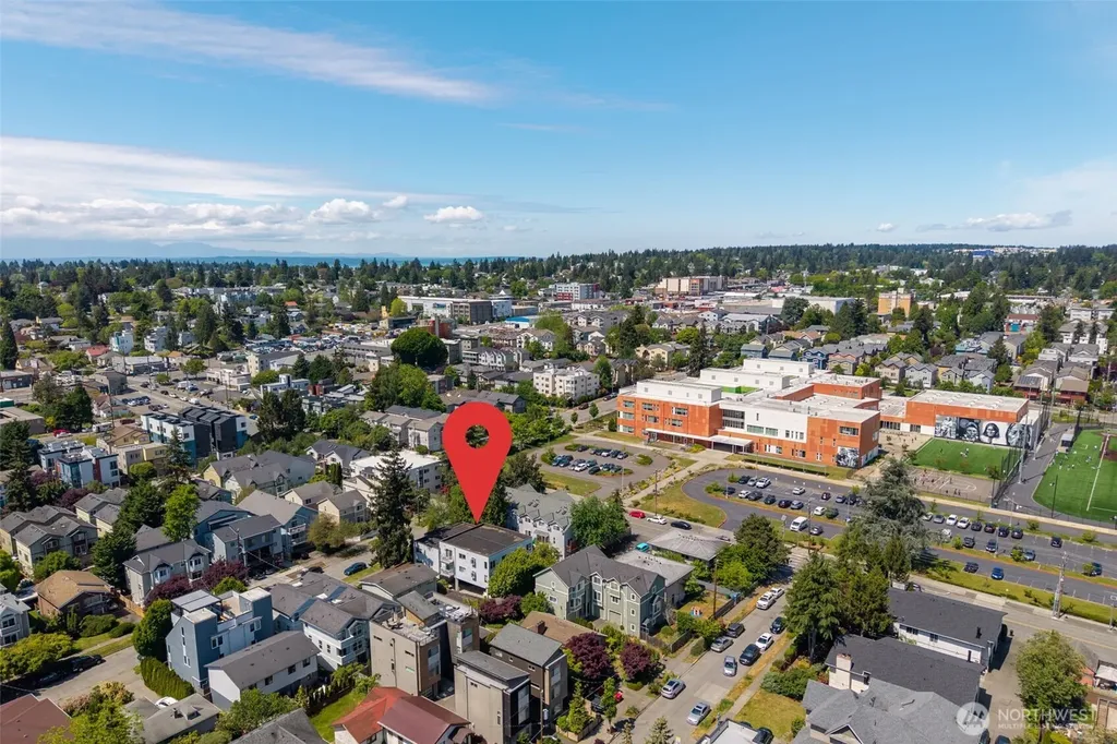 8848 Stone Avenue N Seattle WA 98103