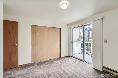 8848 Stone Avenue N Seattle WA 98103