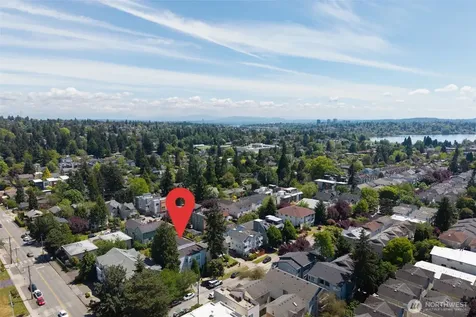 8848 Stone Avenue N Seattle WA 98103