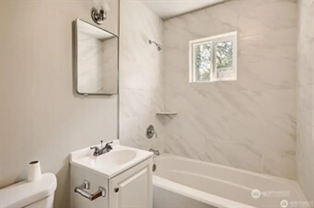 600 Wildwood Boulevard SW Issaquah WA 98027