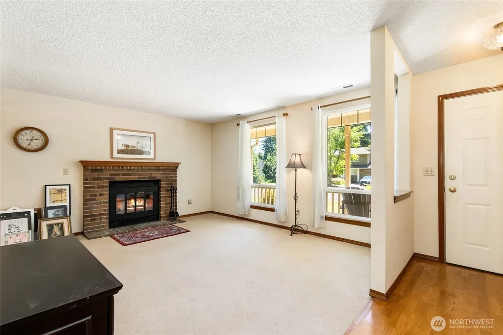 21136 NE 16th Street Sammamish WA 98074
