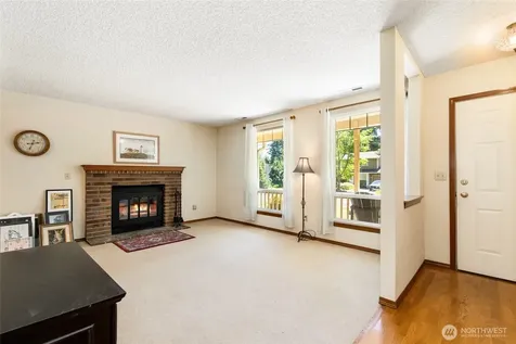 21136 NE 16th Street Sammamish WA 98074