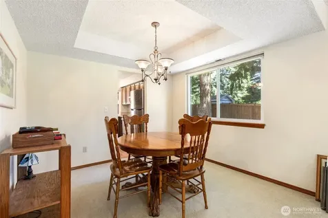 21136 NE 16th Street Sammamish WA 98074