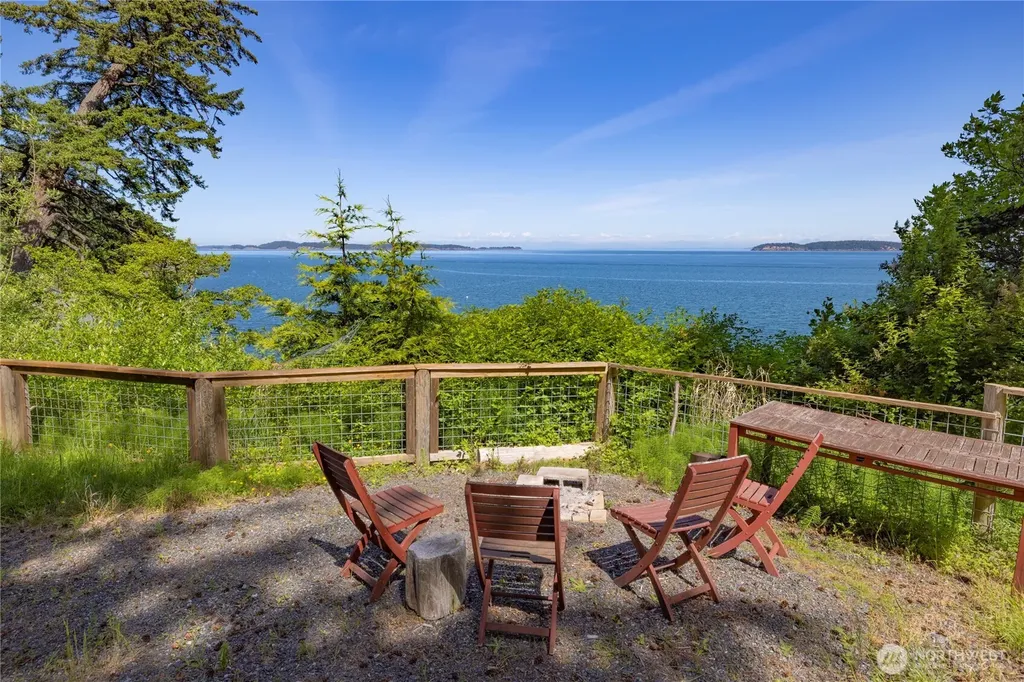 295 Raccoon Point Road Orcas Island WA 98245