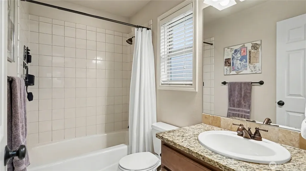 21900 SE 242nd Street Maple Valley WA 98038