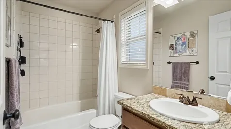 21900 SE 242nd Street Maple Valley WA 98038