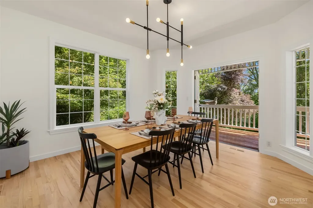 5778 Wimsey Lane NE Bainbridge Island WA 98110