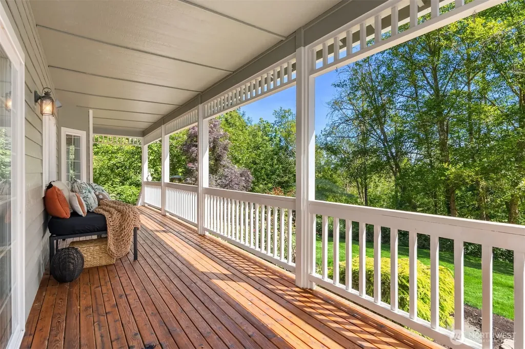 5778 Wimsey Lane NE Bainbridge Island WA 98110