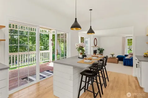 5778 Wimsey Lane NE Bainbridge Island WA 98110