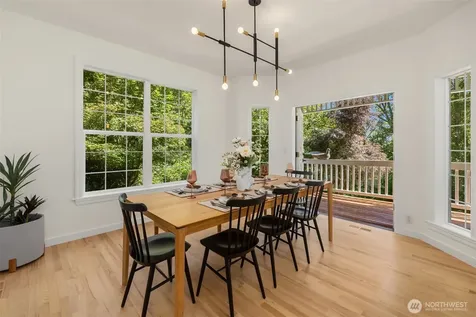 5778 Wimsey Lane NE Bainbridge Island WA 98110