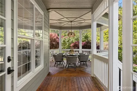 5778 Wimsey Lane NE Bainbridge Island WA 98110