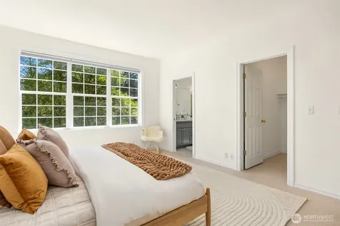 5778 Wimsey Lane NE Bainbridge Island WA 98110