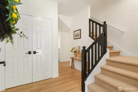 5778 Wimsey Lane NE Bainbridge Island WA 98110
