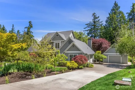 5778 Wimsey Lane NE Bainbridge Island WA 98110