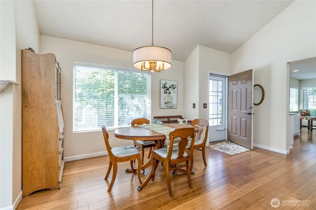 6112 Nathan Way SE Auburn WA 98092