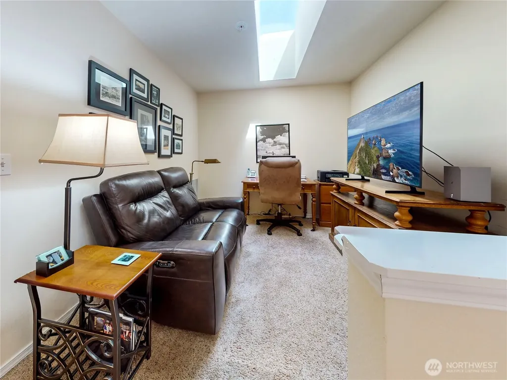 6112 Nathan Way SE Auburn WA 98092