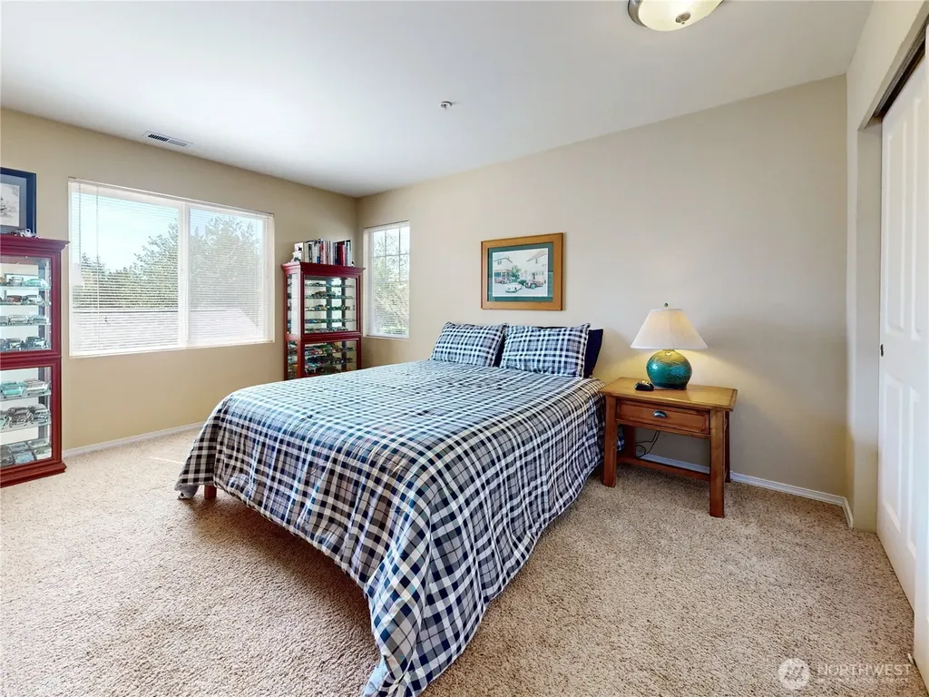 6112 Nathan Way SE Auburn WA 98092