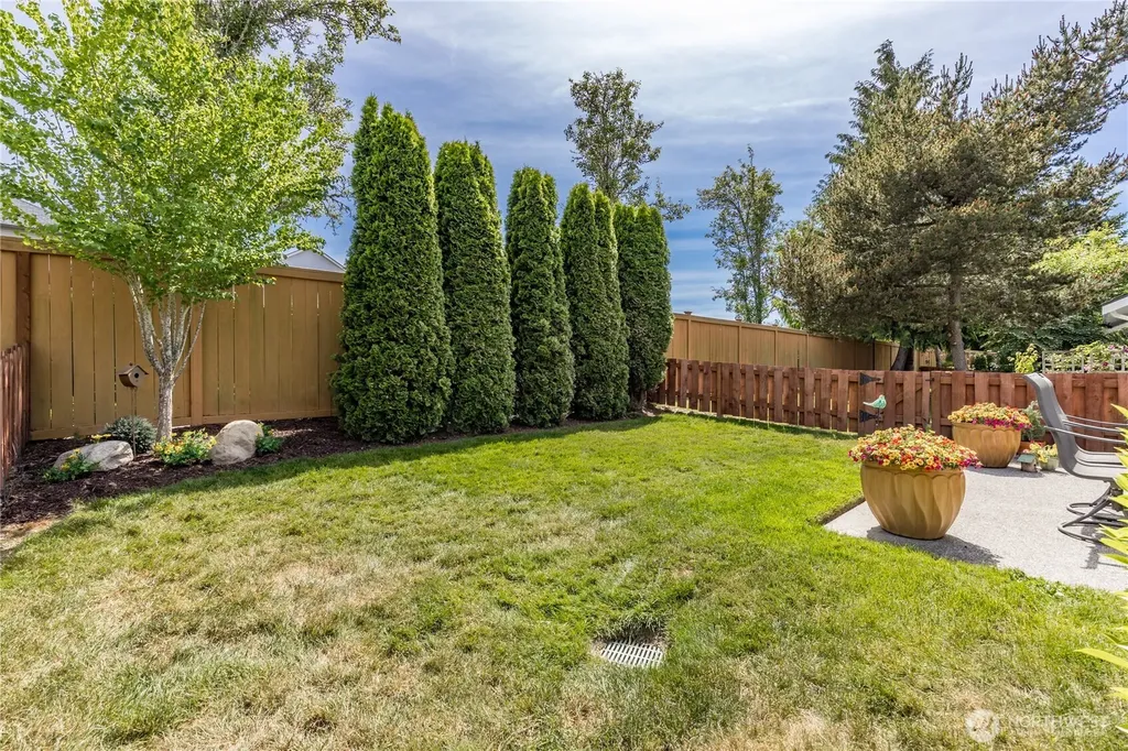 6112 Nathan Way SE Auburn WA 98092