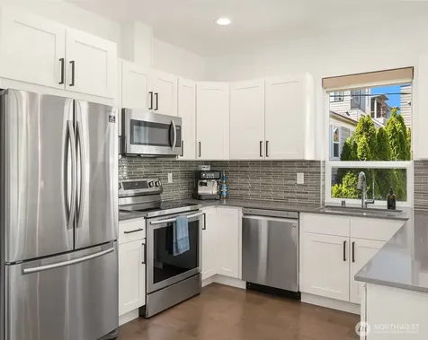 5562 15th Avenue S Seattle WA 98108