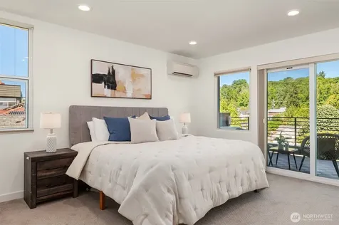 5562 15th Avenue S Seattle WA 98108