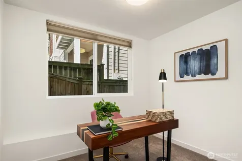 5562 15th Avenue S Seattle WA 98108