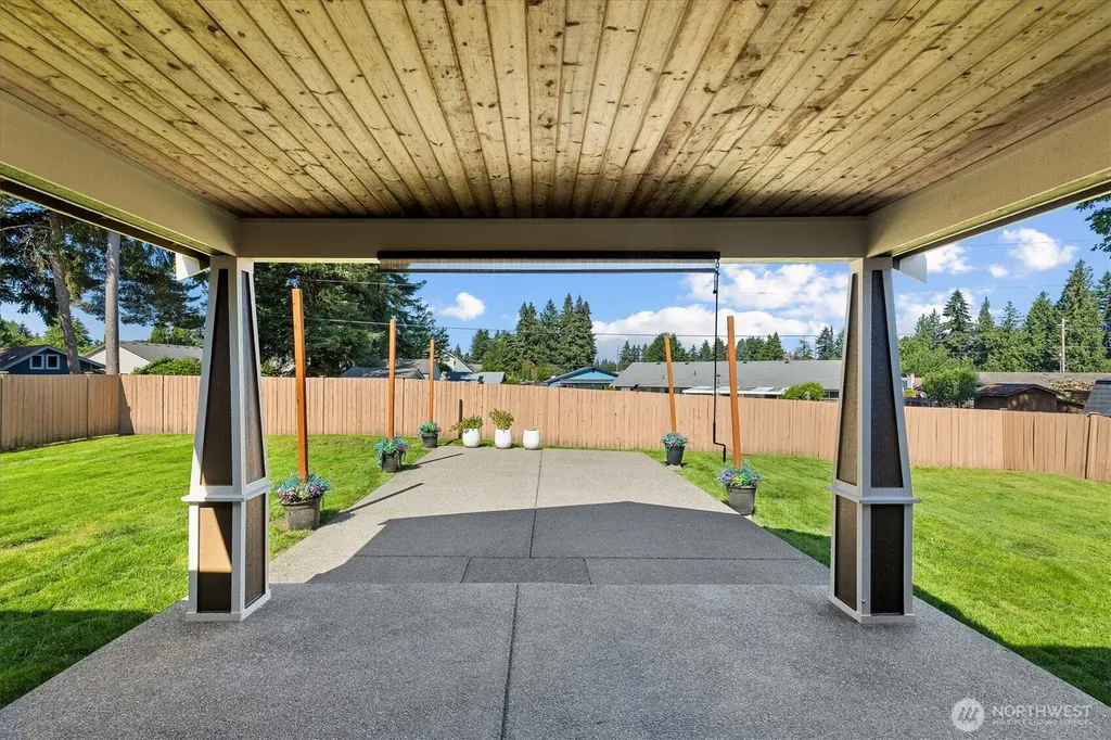3210 14th Street Pl SW Puyallup WA 98374