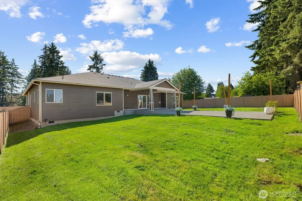 3210 14th Street Pl SW Puyallup WA 98374