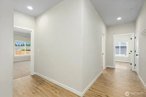3210 14th Street Pl SW Puyallup WA 98374